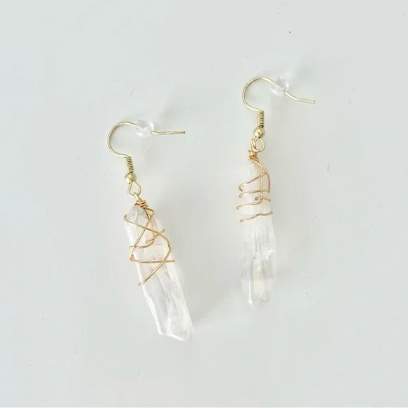 Clear Crystal Earrings - Picture 4 of 6